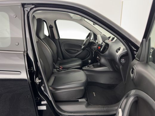 Smart Forfour EQ Essential 18 kWh [ 3-Fase ] {SOH-95%} (INCL.BTW) *FULL-LEATHER | AIRCO | CRUISE | COMFORT-SEAT... ActivLease financial lease