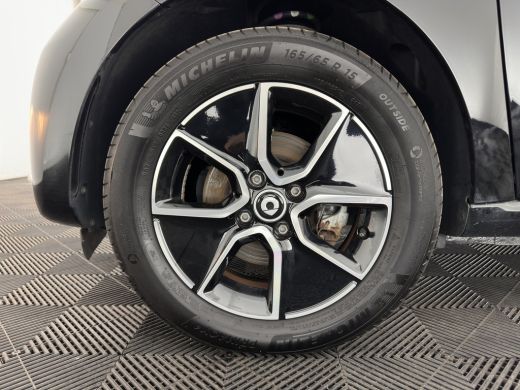 Smart Forfour EQ Essential 18 kWh [ 3-Fase ] {SOH-95%} (INCL.BTW) *FULL-LEATHER | AIRCO | CRUISE | COMFORT-SEAT... ActivLease financial lease