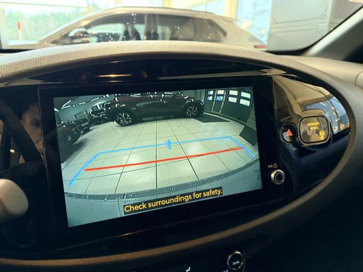 Toyota Aygo Hybrid 115 envy ActivLease financial lease