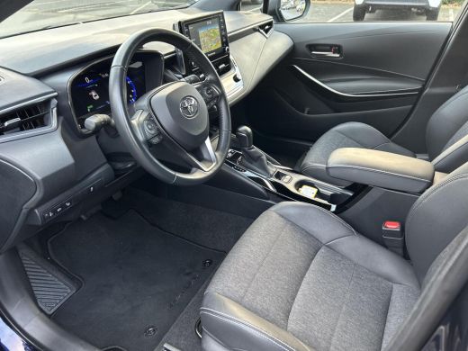 Toyota Corolla 1.8 Hybrid Style ActivLease financial lease