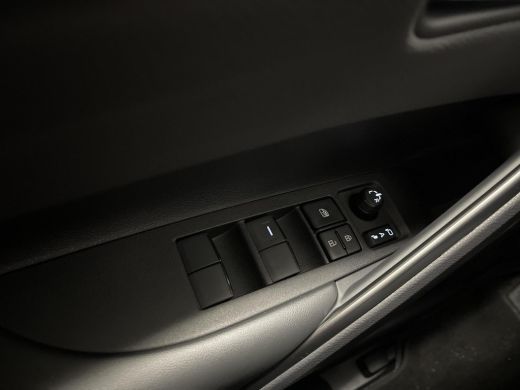 Toyota Corolla Cross Hybrid 180 Executive ActivLease financial lease