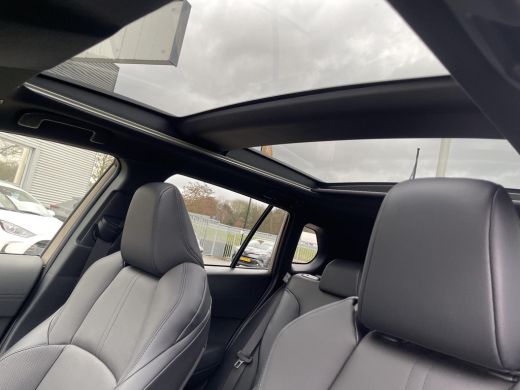 Toyota Corolla Cross Hybrid 180 Executive ActivLease financial lease