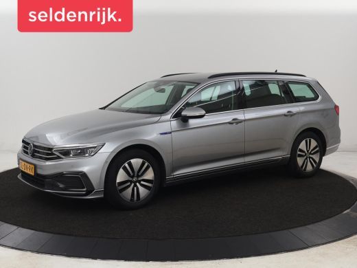 Volkswagen Passat 1.4 TSI PHEV GTE | Stoelverwarming | Virtual Cockpit | Massage | Memory | Carplay | Camera | Matr...