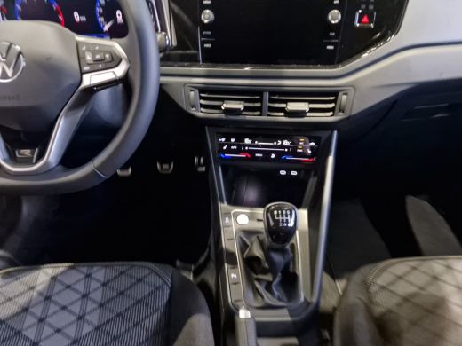 Volkswagen Taigo R-Line Edition 1.0 TSI 116 PK | Stoelverwarming | Draadloos Apple Carplay | ACC | Achteruitrijcam... ActivLease financial lease