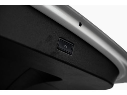 Volkswagen Tiguan 1.4 TSI eHybrid 245pk R-Line | Panoramadak | Trekhaak | 360 Camera | 20" | Stoel & Stuurverwarming ActivLease financial lease