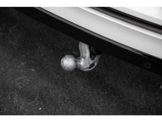 Volkswagen Tiguan 1.4 TSI eHybrid 245pk R-Line | Panoramadak | Trekhaak | 360 Camera | 20" | Stoel & Stuurverwarming ActivLease financial lease