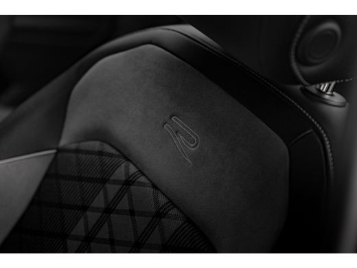 Volkswagen Tiguan 1.4 TSI eHybrid 245pk R-Line | Panoramadak | Trekhaak | 360 Camera | 20" | Stoel & Stuurverwarming ActivLease financial lease