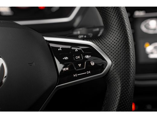 Volkswagen Tiguan 1.4 TSI eHybrid 245pk R-Line | Panoramadak | Trekhaak | 360 Camera | 20" | Stoel & Stuurverwarming ActivLease financial lease