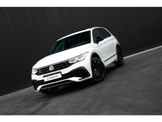 Volkswagen Tiguan 1.4 TSI eHybrid 245pk R-Line | Panoramadak | Trekhaak | 360 Camera | 20" | Stoel & Stuurverwarming ActivLease financial lease