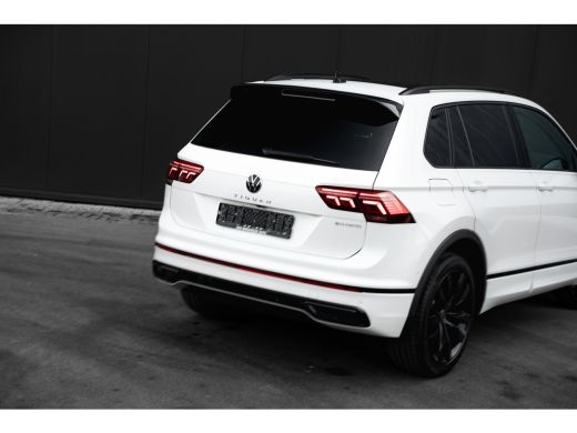 Volkswagen Tiguan 1.4 TSI eHybrid 245pk R-Line | Panoramadak | Trekhaak | 360 Camera | 20" | Stoel & Stuurverwarming ActivLease financial lease