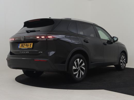 Volkswagen Tiguan 1.5 eTSI 110 kW Life 150pk | Trekhaak | Dodehoekdetectie | Park assist | Camera achter | Keyless ... ActivLease financial lease