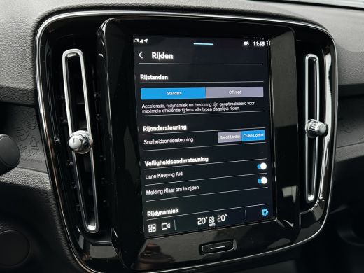 Volvo  C40 Recharge Core 69 kWh | Pano | Cruise Control | Camera | All-seasons | ActivLease financial lease