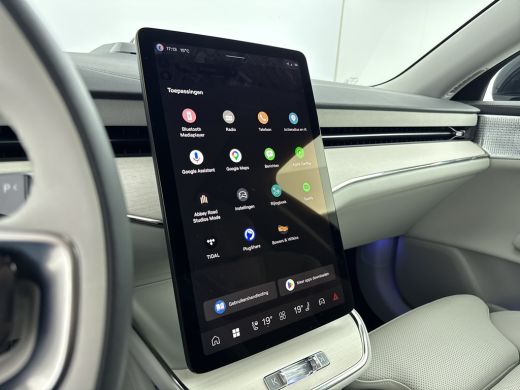 Volvo  ES90 Single Motor Extended Range Ultra 92 kWh | 22" | Pilot Assist | Climate | Bowers & Wilkins  | Luc... ActivLease financial lease