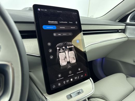 Volvo  ES90 Single Motor Extended Range Ultra 92 kWh | 22" | Pilot Assist | Climate | Bowers & Wilkins  | Luc... ActivLease financial lease