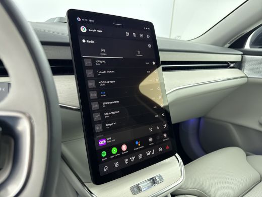 Volvo  ES90 Single Motor Extended Range Ultra 92 kWh | 22" | Pilot Assist | Climate | Bowers & Wilkins  | Luc... ActivLease financial lease