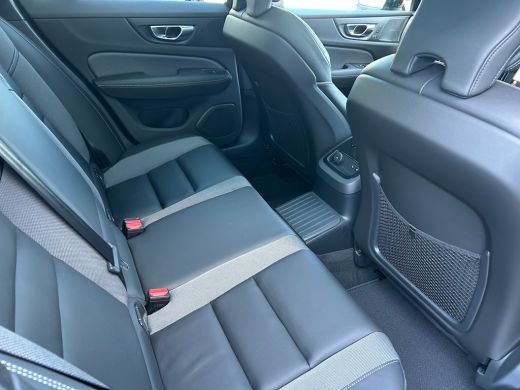 Volvo  V60 2.0 T8 Plug-in hybrid AWD Plus Dark | Premium-Pack | Head-up display | Panoramadak | Rondomzicht ... ActivLease financial lease