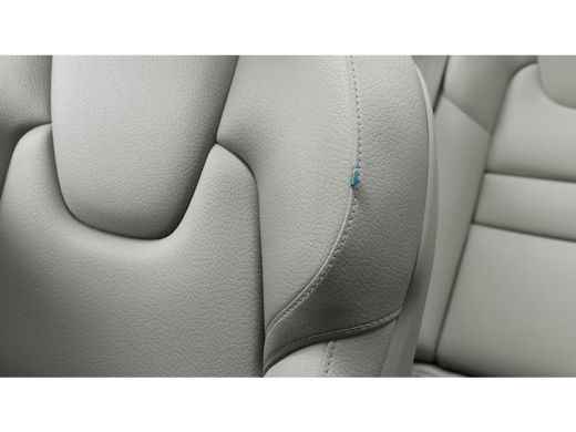 Volvo  V60 2.0 T8 Plug-in hybrid AWD Ultra Dark | Volvo Guard Alarm | Extra getint glas achter | 19" 5-tripl... ActivLease financial lease