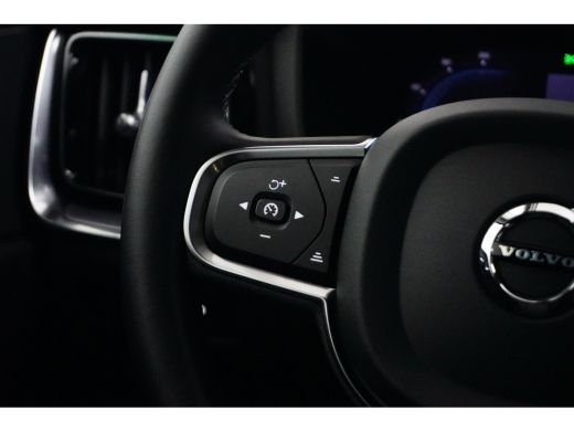 Volvo  V60 T6 Plug-in hybrid AWD Core Bright | SoH 100% | Achterbank verwarmd | Achteruitrijcamera | Apple C... ActivLease financial lease