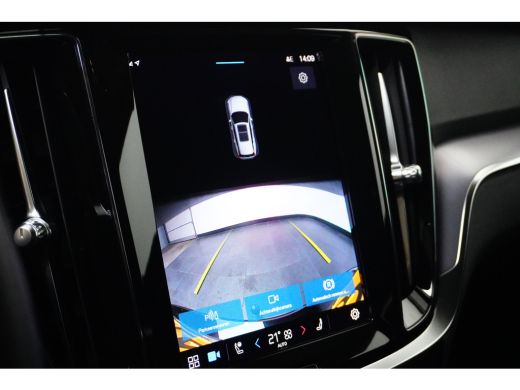 Volvo  V60 T6 Plug-in hybrid AWD Core Bright | SoH 100% | Achterbank verwarmd | Achteruitrijcamera | Apple C... ActivLease financial lease