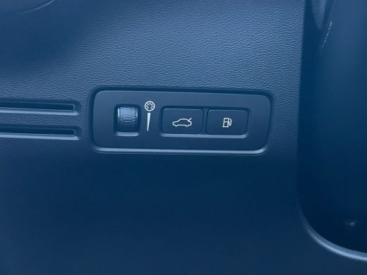 Volvo  XC40 1.5 T5 Recharge Inscription | Stoel & Stuurwiel-verwarmd | Pilot Assist | BLIS | Leder | Keyless ... ActivLease financial lease