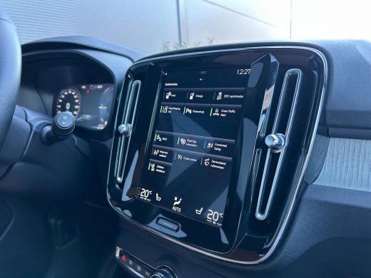 Volvo  XC40 1.5 T5 Recharge Inscription | Stoel & Stuurwiel-verwarmd | Pilot Assist | BLIS | Leder | Keyless ... ActivLease financial lease