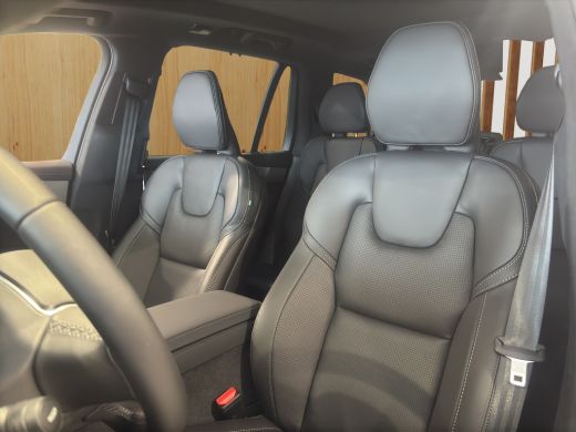 Volvo  XC90 2.0 T8 Plug-in hybrid AWD Ultra Black Edition Executive | Extra getint glas achter | Gelamineerde... ActivLease financial lease