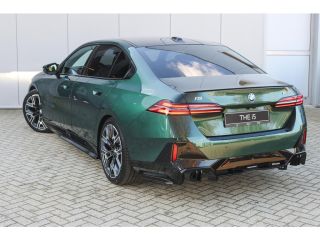 BMW i5 eDrive40 M Sport / Panoramadak / Bowers & Wilkins / Adaptieve LED / Comfort Access / Parking Assi...