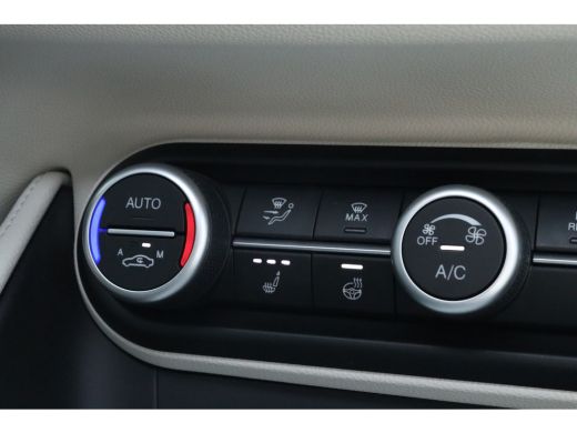 Alfa Romeo Stelvio 2.0 T AWD Veloce 280PK | Panoramadak | Harman/Kardon | Keyless | ACC | Camera | Memory ActivLease financial lease