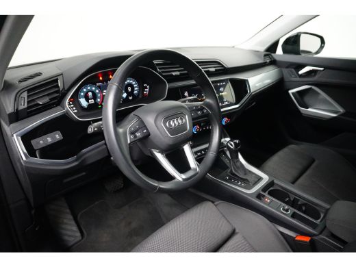 Audi Q3 35 TFSI 150PK Advanced Edition | TREKHAAK | STOELVERW. | AUTO A. KLEP | NAVI BY APP | CAMERA ActivLease financial lease