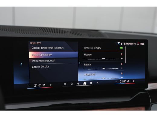 BMW 5 Serie Touring 530e M Sport Automaat / Panoramadak / Trekhaak / Stoelventilatie / Stuurverwarming / Adap... ActivLease financial lease