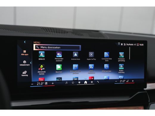 BMW 5 Serie Touring 530e M Sport Automaat / Panoramadak / Trekhaak / Stoelventilatie / Stuurverwarming / Adap... ActivLease financial lease