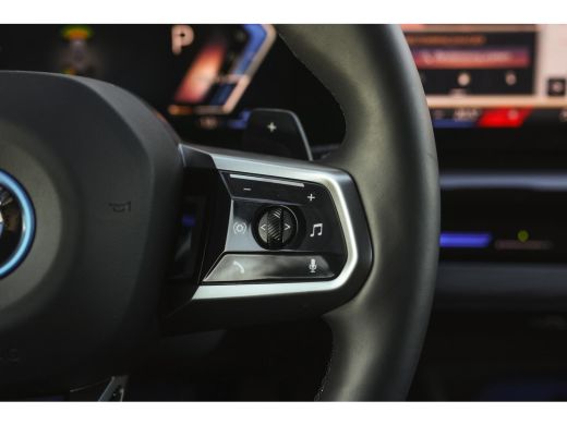 BMW 5 Serie Touring 530e M Sport Automaat / Trekhaak / Achteruitrijcamera / M Sportonderstel / Comfort Access... ActivLease financial lease