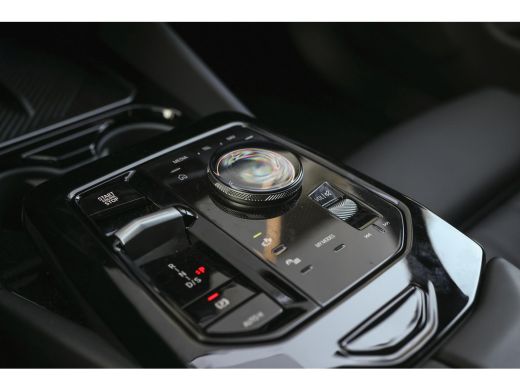 BMW 5 Serie Touring 530e M Sport Automaat / Trekhaak / Achteruitrijcamera / M Sportonderstel / Comfort Access... ActivLease financial lease