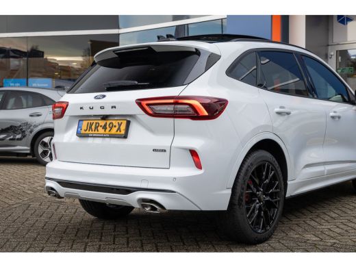 Ford Kuga 2.5 PHEV ST-Line X | Adaptieve Matrix LED koplampen met Coast to Coast signature LED verlichting ... ActivLease financial lease