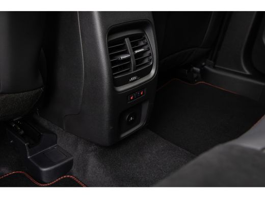 Ford Kuga 2.5 PHEV ST-Line X | Adaptieve Matrix LED koplampen met Coast to Coast signature LED verlichting ... ActivLease financial lease