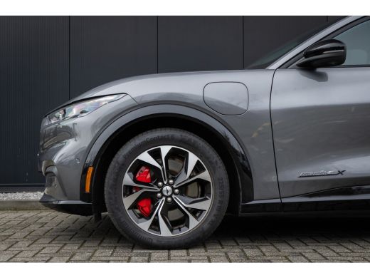 Ford Mustang Mach-E Mach-E Extended Premium RWD 98 kWh Technology Pack+ | B&O Audio | 360 Camera | Memory Seats | Ada... ActivLease financial lease