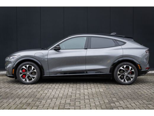 Ford Mustang Mach-E Mach-E Extended Premium RWD 98 kWh Technology Pack+ | B&O Audio | 360 Camera | Memory Seats | Ada... ActivLease financial lease