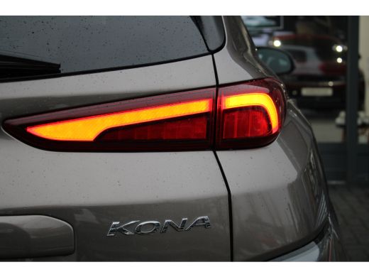 Hyundai Kona EV Fashion 64 kWh | Achteruitrijcamera | Airco (automatisch) | Apple Carplay/Android Auto|telefoo... ActivLease financial lease