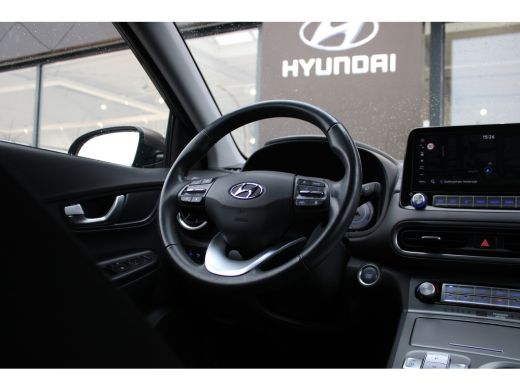 Hyundai Kona EV Fashion 64 kWh | Achteruitrijcamera | Airco (automatisch) | Apple Carplay/Android Auto|telefoo... ActivLease financial lease