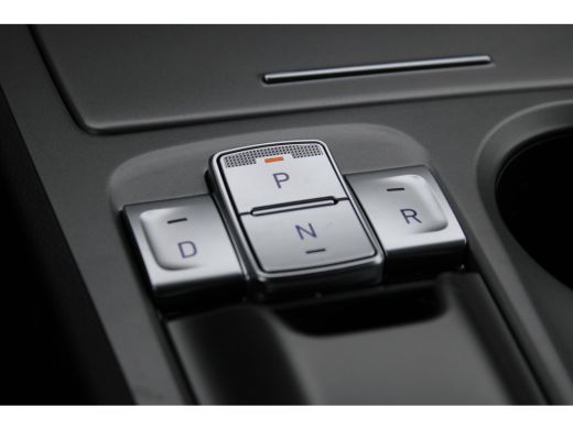 Hyundai Kona EV Fashion 64 kWh | Achteruitrijcamera | Airco (automatisch) | Apple Carplay/Android Auto|telefoo... ActivLease financial lease
