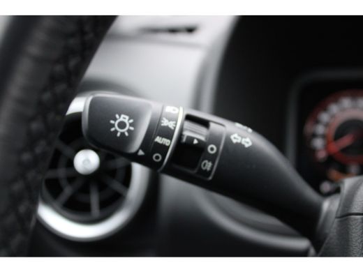 Hyundai Kona EV Fashion 64 kWh | Achteruitrijcamera | Airco (automatisch) | Apple Carplay/Android Auto|telefoo... ActivLease financial lease