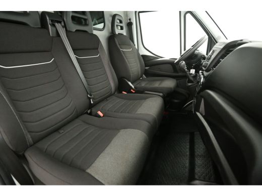 Iveco Daily 35S16V 157PK L3H2 | 3500KG Trekgew. | Airco | 3-Zits | Parkeersensoren ActivLease financial lease