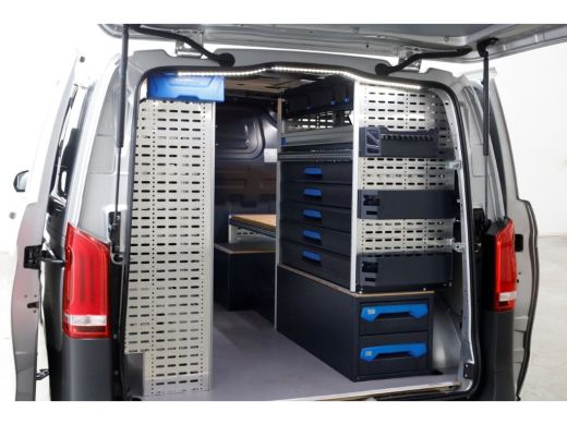 Mercedes-Benz Vito 114 CDI 136pk Compact 9G Automaat 2x Schuifdeur/LED/Camera/Inrichting 07-2022 ActivLease financial lease