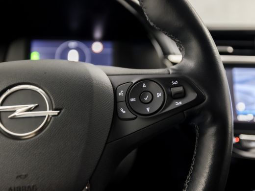 Opel Corsa 1.2 Elegance Black Edition (APPLE CARPLAY, STUUR/STOEL VERWARMING, GROOT NAVI, CAMERA, LEDER, ELE... ActivLease financial lease