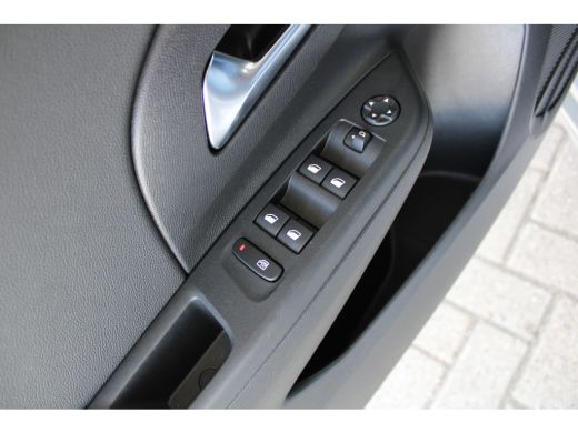 Opel Corsa 1.2 Level 3 | Apple CarPlay | LED Koplampen | Cruise control | DAB ActivLease financial lease