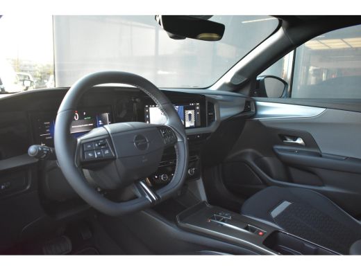 Opel Mokka-e Business Edition 54 kWh DEMO-DEAL! | Navigatie | Adaptive Cruise | Stuur/Stoelverwarming | Keyles... ActivLease financial lease