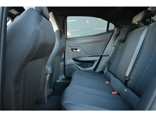 Opel Mokka-e Business Edition 54 kWh DEMO-DEAL! | Navigatie | Adaptive Cruise | Stuur/Stoelverwarming | Keyles... ActivLease financial lease