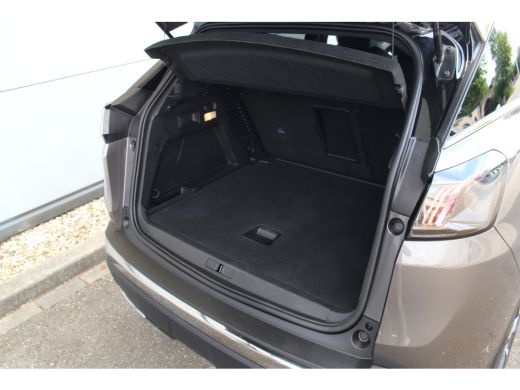 Peugeot 3008 1.2 Hybrid 136 GT | 360 Camera | Drive Assist | Keyless | Dodehoeksens. | Full LED | Navi | Carpl... ActivLease financial lease