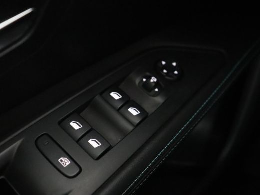 Peugeot 3008 1.6 HYbrid 225 Allure | Carplay | Camera | Half leder | Navigatie | Digital Cockpit | Parkeerhulp... ActivLease financial lease