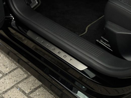 Peugeot 308 SW 136 e-DCS6 GT Automaat | 360 camera | Adeptieve cruise control | Verwarmd stuurwiel | Elektris... ActivLease financial lease